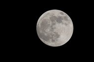 Úplné zatmenie Mesiaca 21.1.2019