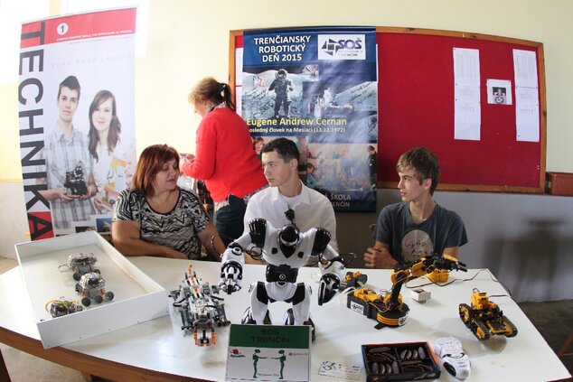 Pártyrobot2014 - IMG_1375