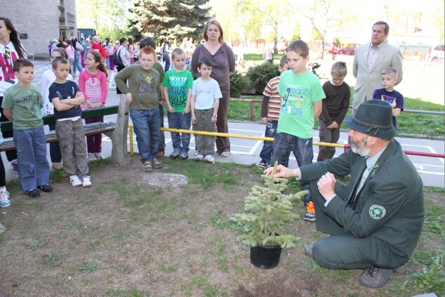 Náš guľatý svet 2012